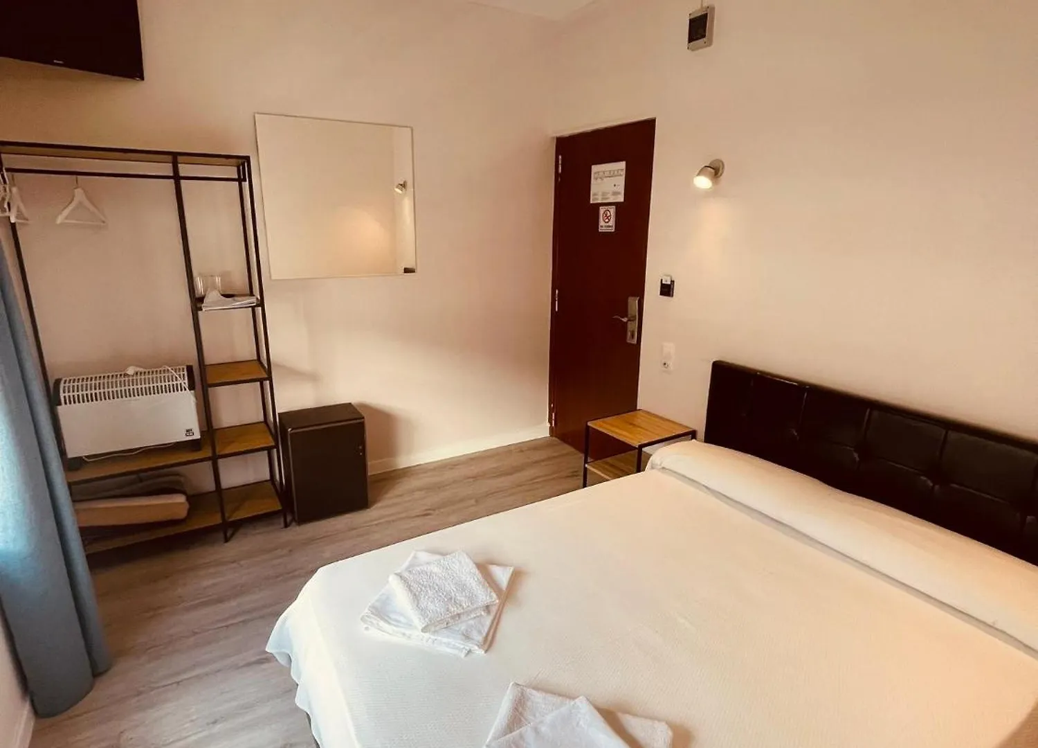 Hotel Colibri Calella Affittacamere