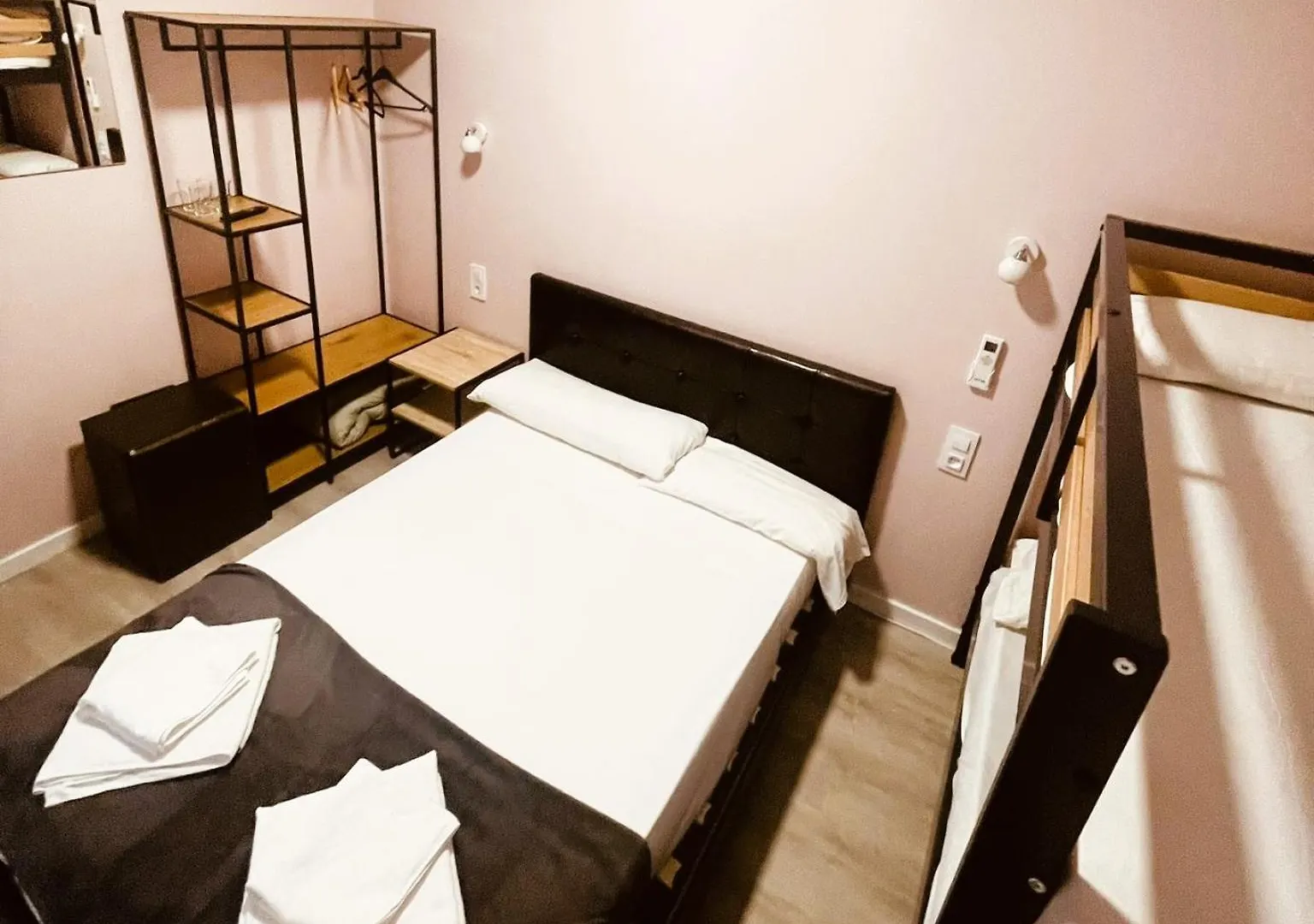 Hotel Colibri à Calella Maison d'hôtes