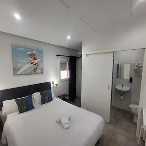 Ayz Frailes - Auto Check-in (adults Only) 3* Málaga